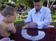 Chris Arden demonstrates my favorite card trick at Paula's BBQ in Wallingford, CT.
