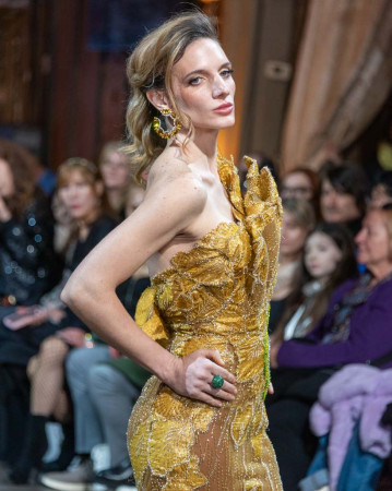 Justyna Ruszczyk at Couture Fashion Week